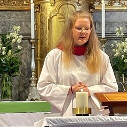 Wort-Gottes-Feier-Leiterin Anja Asel