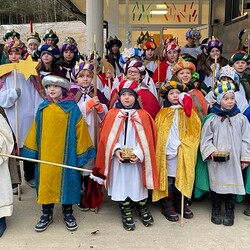 41 Kinder in 12 Gruppen besuchen an einem Tag das ganze Pfarrgebiet!