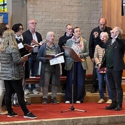 Der Chor Prima Musica unter der Leitung von Siegfried Kager.