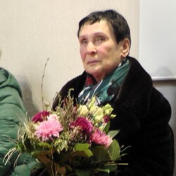 Organistin Anneliese Winter spielt seit ihrem 14. Lebensjahr auf der Orgel