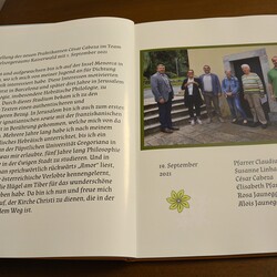 Fotobuch (einige der vielen Seiten folgen zum Ansehen)