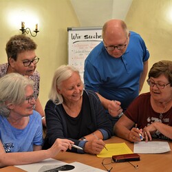 Das operative Team für Öffentlichkeitsarbeit.