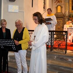 In der Gemeinschaft unserer Pfarre, unseres Seelsorgeraumes und der Kirche erfahren wir die Liebe Gottes, die uns miteinander verbindet und stärkt. Lass uns in dieser Messe besonders für unseren Seelsorgeraum und unsere Gemeinschaft beten