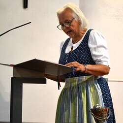 Margret Hofmann heute als Lektorin