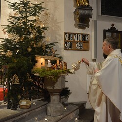 Christmette mit Pfarrer Claudiu Budău 