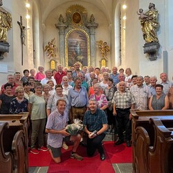 Die Mitglieder des Pensionistenverbandes in unserer Kirche.