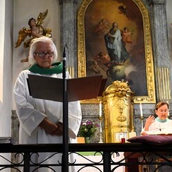 Der DIALOG zwischen 'Marta und Maria' beginnt.