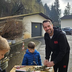 Basteln für Ostern 2024, Markus Nentwig in Aktion