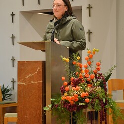 Iris Möstl